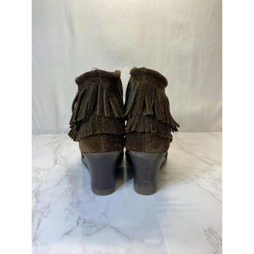 Minnetonka Brown Suede Fringe Ankle Wedge Zip Up Moccasin Boots Womens Size 7